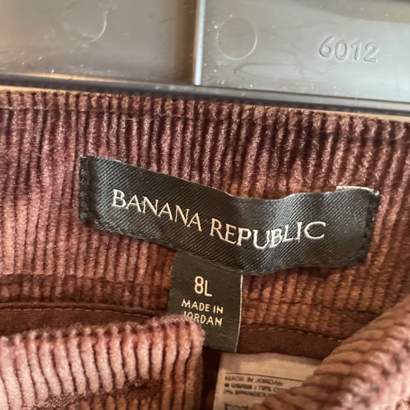 Banana Republic Brown Corduroy Jogger Pants - Picture 3 of 3